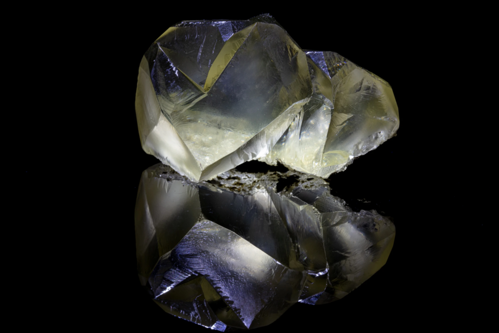 Calcite (twinned)
