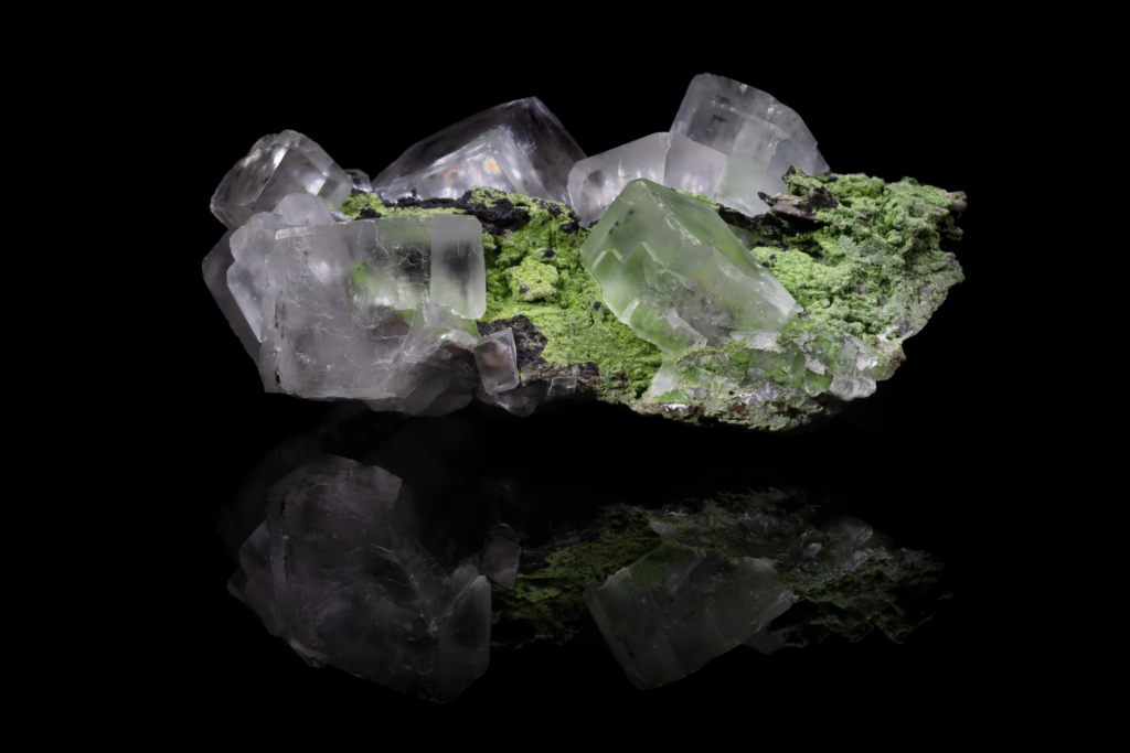 Calcite (“Phantom” Crystals) on Mottramite