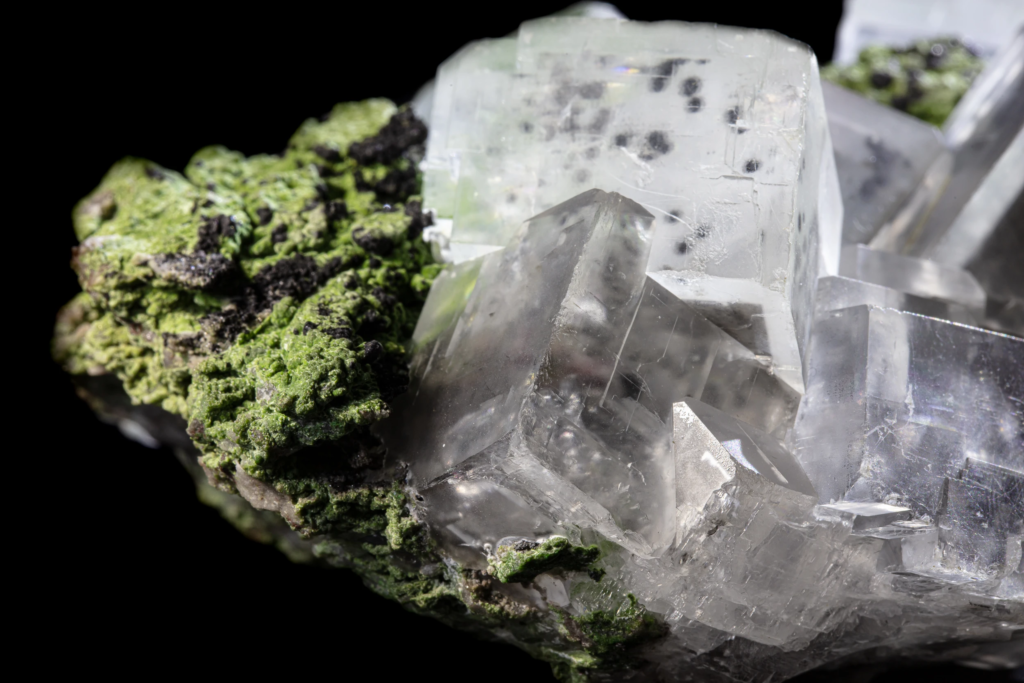 Calcite (“Phantom” Crystals) on Mottramite