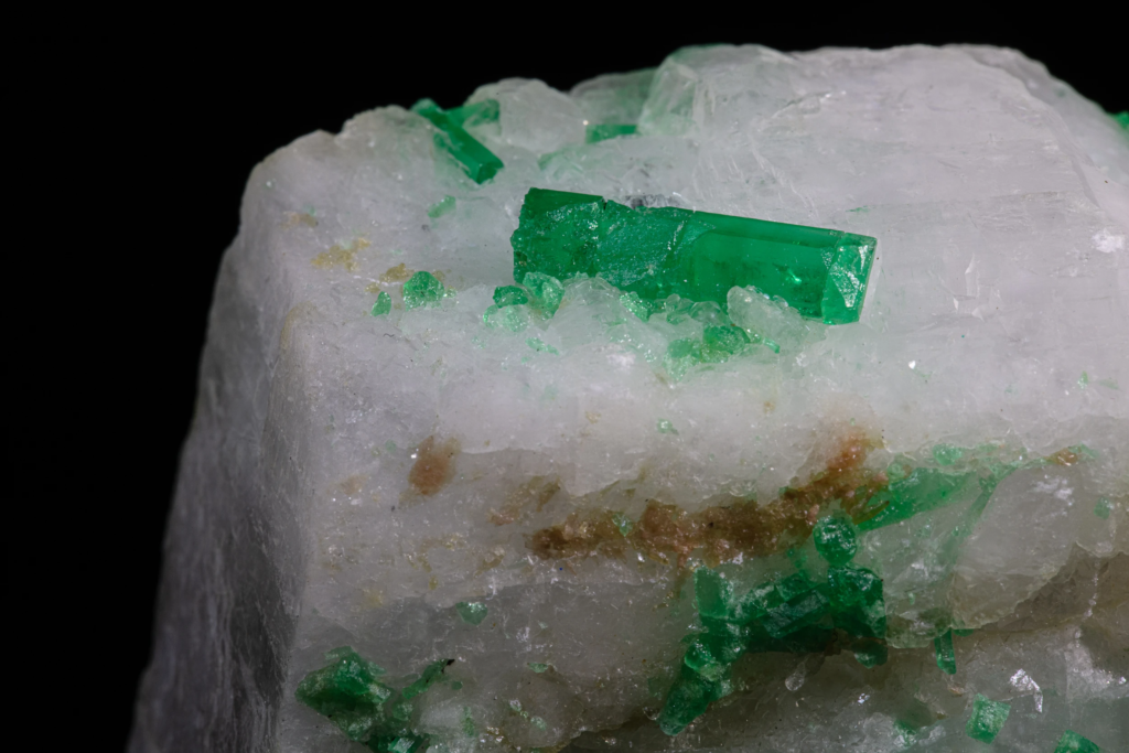 Emerald on Calcite