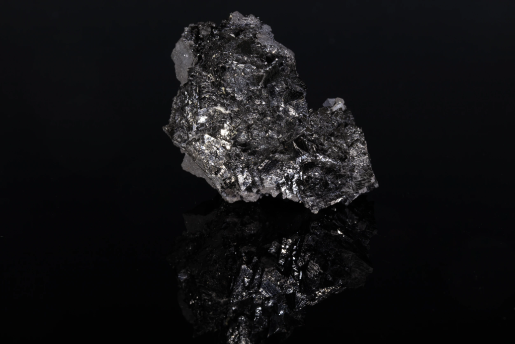 Hausmannite on Manganite & Calcite