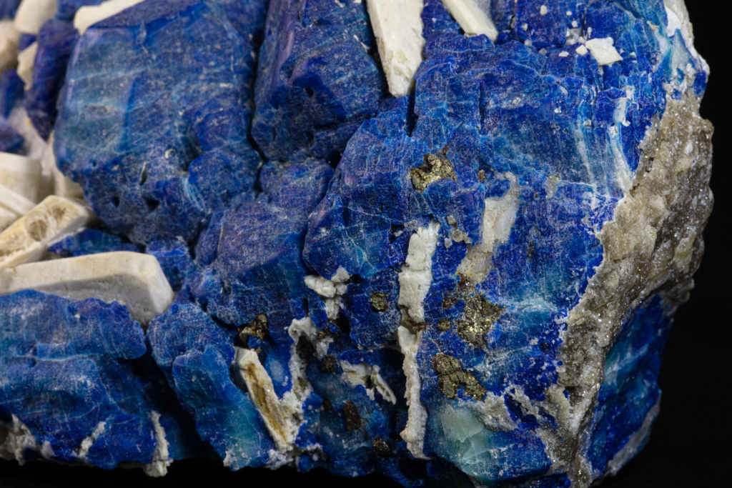 Sodalite & Nepheline