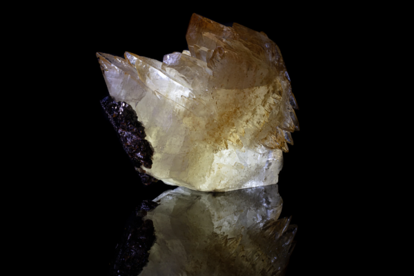 Sphalerite on Calcite
