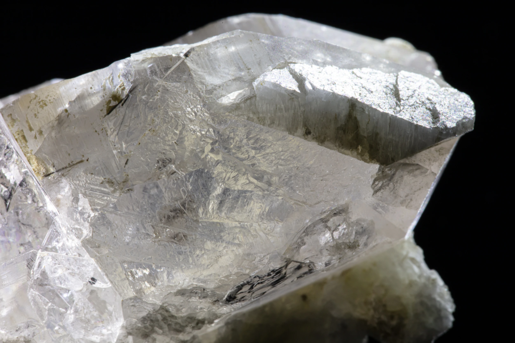 Topaz on Quarz