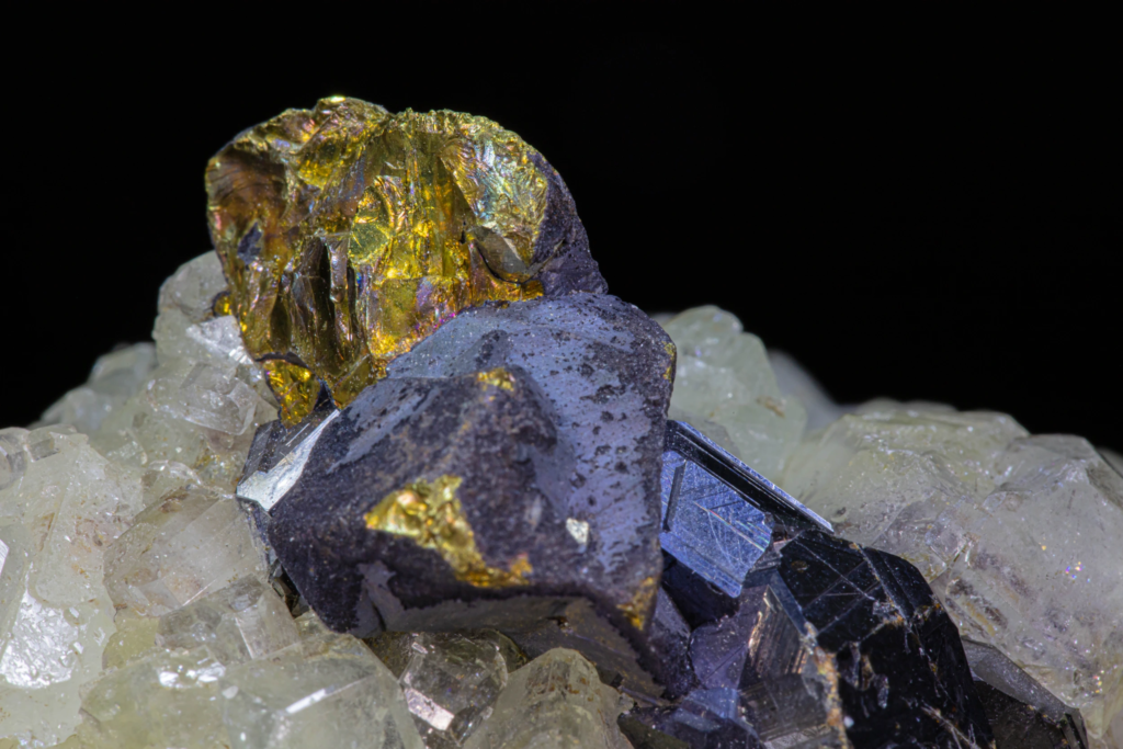 Datolite & Chalcopyrite