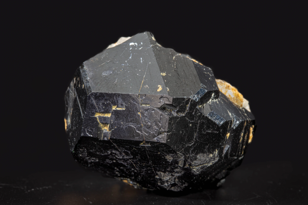 Tourmaline var. Dravite