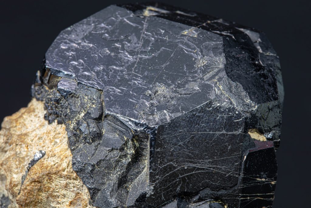 Tourmaline var. Dravite