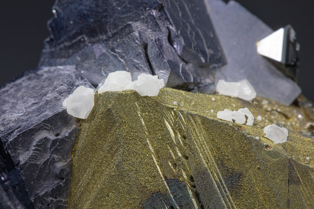 Galena, Chalcopyrite, Sphalerite & Calcite
