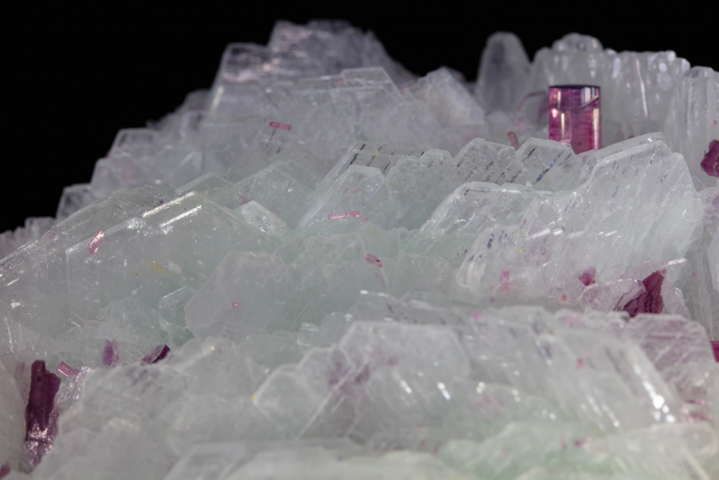 Tourmaline & Cleavelandite