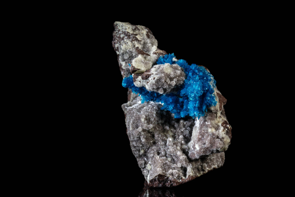 Pentagonite